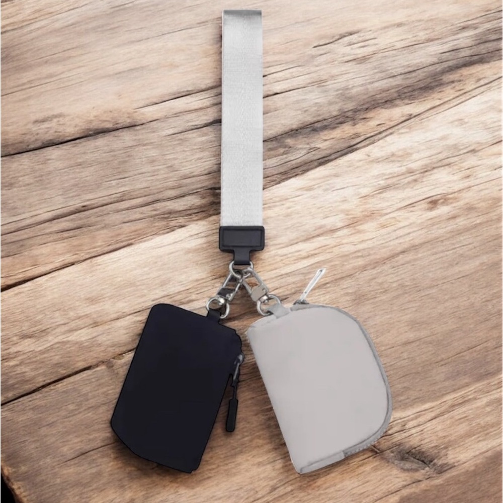 Stylish Double Pouch Wristlet Bags 🆕 Black/Gray